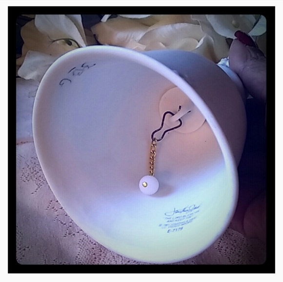 Vintage Jonathan & David Porcelain Bell - Picture 5 of 8